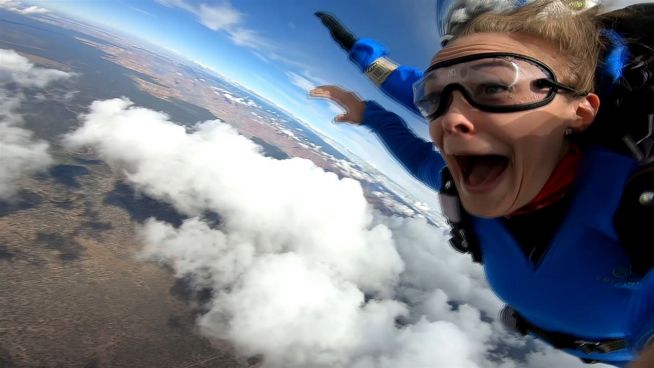 So spektakulär ist Fallschirmspringen über dem Grand Canyon